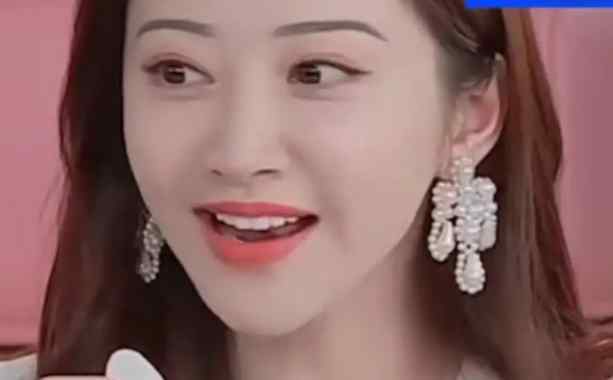 景甜童年照曝光整容了吗 整容前后照片对比太吓人