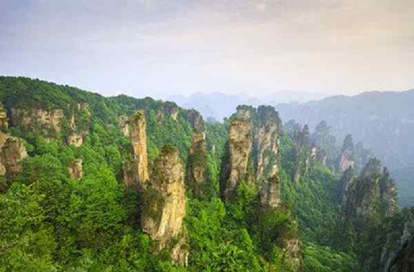 冬天去张家界穿什么衣服 张家界冬天适合旅游吗
