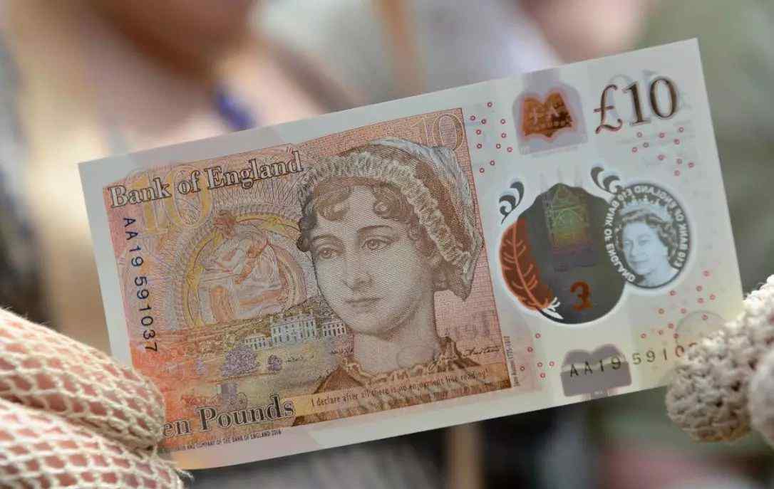 英国纸币上的女王是谁 英镑纸币上的名人你还认识是谁吗