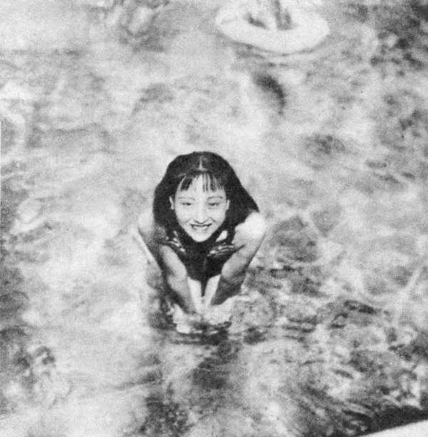 民国摄影大王陈嘉震作品,拍出阮玲玉、胡蝶等民国女神罕见写真