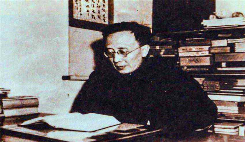 挖古墓时发生的诡异事件 挖掘明代万历皇帝陵墓出现的灵异事件