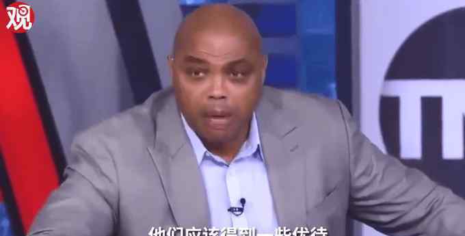 巴克利称NBA球员应该优先打疫苗