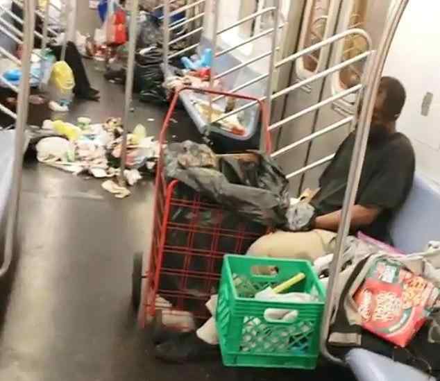 纽约最脏地铁车厢