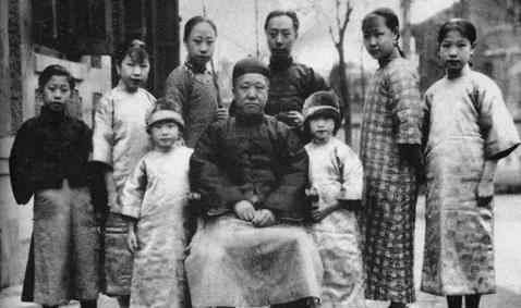 隆裕太后和载沣的关系:隆裕太后与溥仪又是什么关系