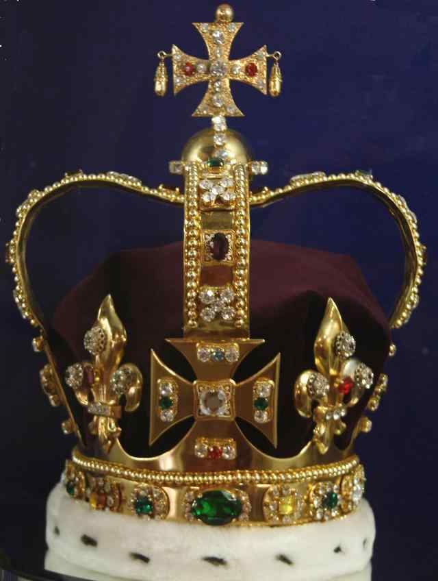 英国女王的十四顶王冠：英国王室所有王冠都有哪些