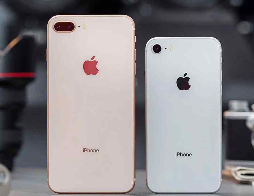 2019买苹果几划算 2019年购买降价的iPhone 8是否合适？它的性能是否落伍？