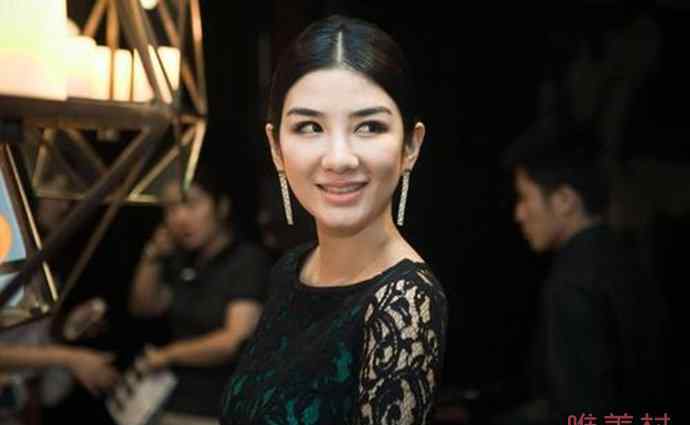 黄奕称秦昊伊能静是上对花轿嫁对娘 引伊能静不满发声开撕