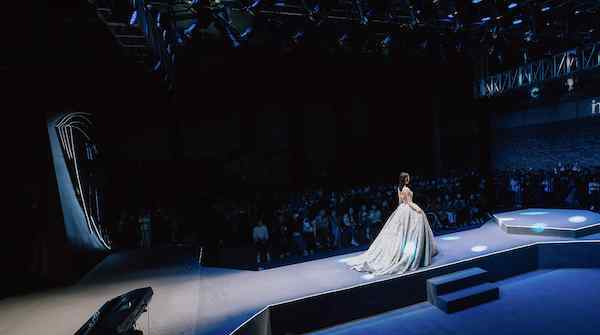 时装秀音乐 杭州18家购物中心万圣节玩法：音乐趴、马戏团、时装秀...