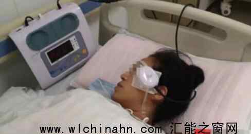 重庆某镇书记掌掴农妇抢手机遭调查 回顾事情经过