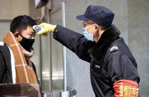 醉酒乘客要求逆行 的哥拒绝遭暴打 醉酒乘客打出租车司机如何处理