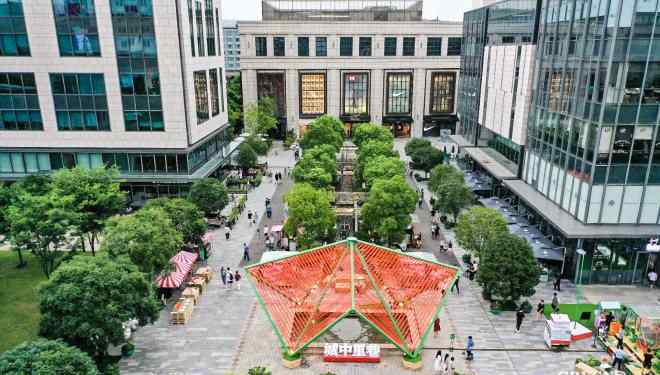 上海嘉里中心 上海最洋气夜市空降杭州 嘉里中心城中里巷潮流开街