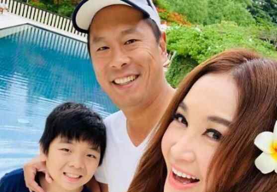 温碧霞家遭人潜入 为什么被盗窃窃贼到底是想干嘛？