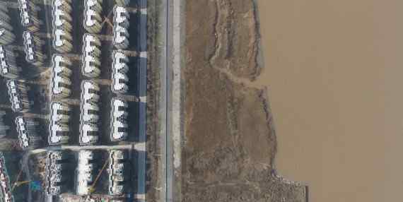新华社记者调查长江口建空城