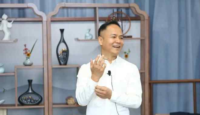 沈国军 沈国军：银泰如何穿越周期