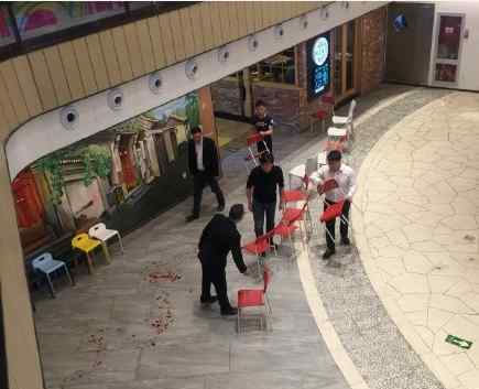 北京大悦城杀人 北京西单大悦城内男子持械行凶 已造成1死12伤