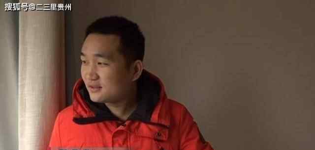 男子住21楼晚上睡觉感觉冷以为窗户没关 走到窗边吓懵