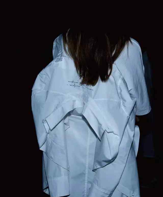 江南布衣女装 JNBY江南布衣女装2017春夏新品秀场直击