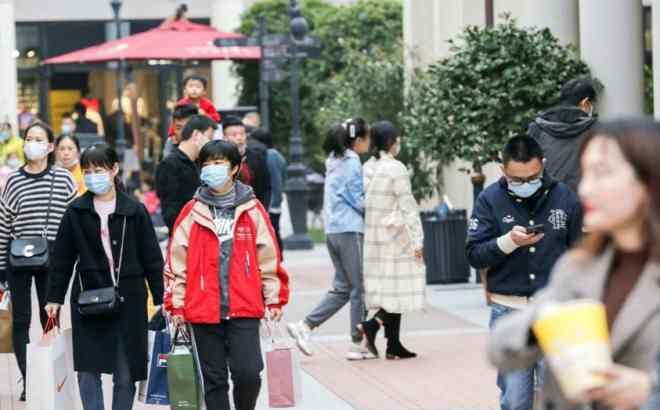 佛罗伦萨小镇 五大佛罗伦萨小镇再破记录，黄金周总销售突破10亿