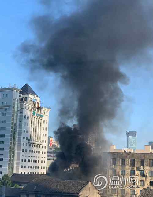 昆山火灾 突发：鹿城区广场路一民房发生火灾 无人员伤亡