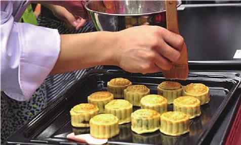diy月饼 朋友圈里自制月饼走俏 “纯手工”或只是噱头