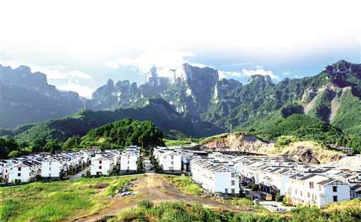 大天门 天门山下 幸福绽放——张家界市永定区高质量高水平书写脱贫攻坚答卷纪实