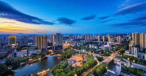 久久热综合网 2020年，娄底答卷