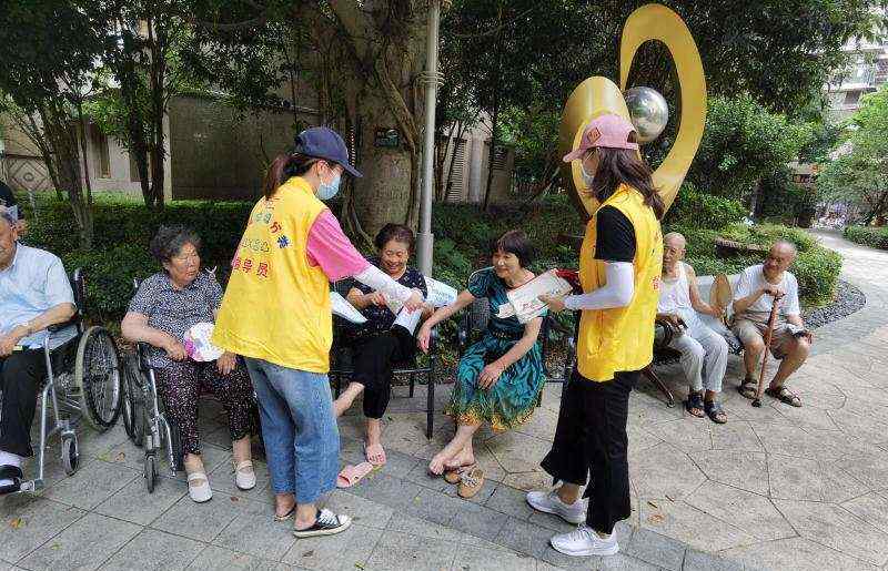 绣绣家园 市级垃圾分类示范小区怎么做好“绣花功夫”?走进青青家园看一看