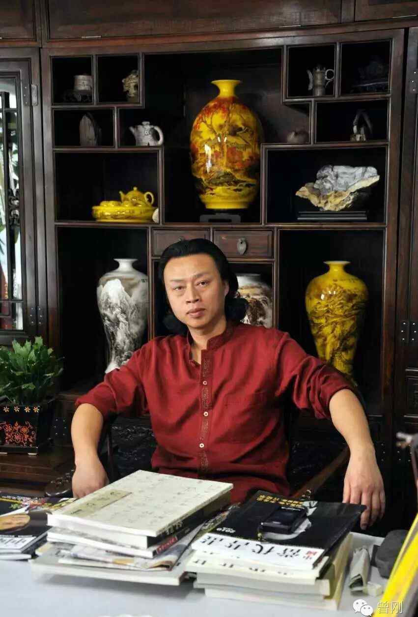 曾刚彩墨山水画 国画艺术家曾刚将来长沙签名售书 现场绘制彩墨山水作品