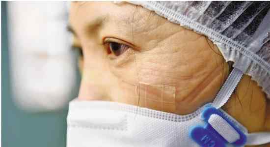 浙江支援荆门 记者直击浙江省支援荆门医疗队：与死神抢生命