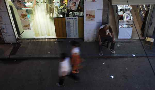 包建斌 烧饼帅哥包建斌：帅哥烧饼和长沙堕落街的故事