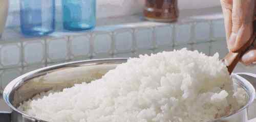 米饭怎么蒸好吃 蒸米饭好吃美味的秘诀，9个小窍门让你的米饭更加松软可口！