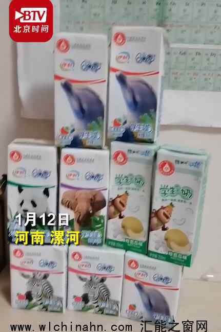 12岁男孩每天省下学生奶留给上大学的姐姐 究竟发生了什么