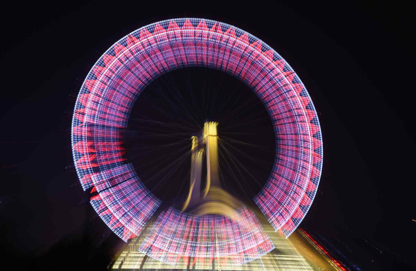嗨翻天之夜 国庆之夜，天津之眼