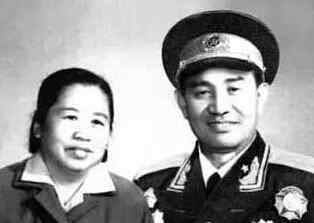 余秋里简历 开国将军中的邵东人：李寿轩中将