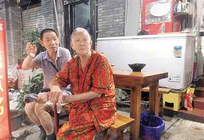 重庆面条网面坊买卖中心 每个清晨来吃面的人 心中都有爱的一面