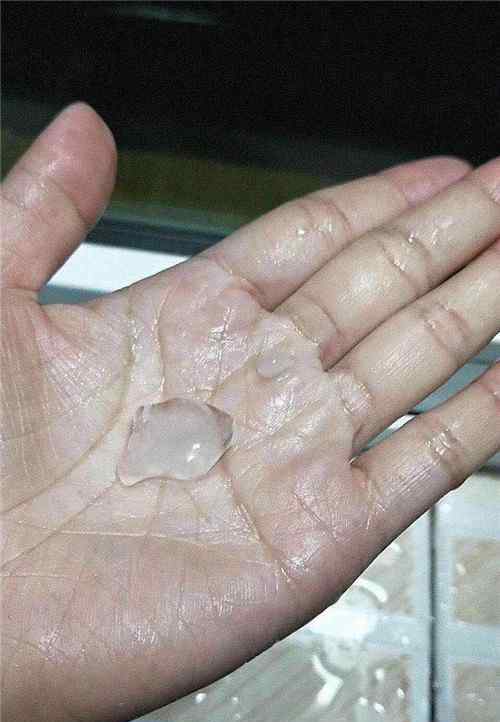 温州下冰雹 你这下冰雹了吗？昨晚，温州多地下起冰雹