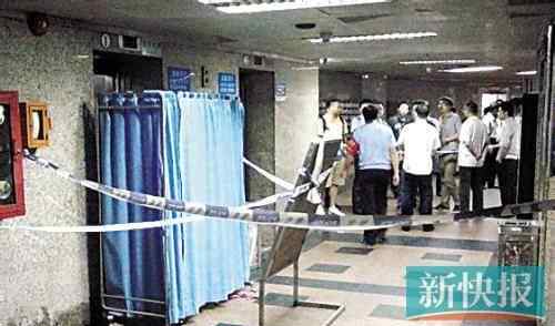 电梯夹头 女护士遭电梯夹头身亡 头和身体还连在一起/图