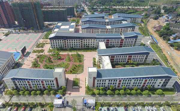 中方县教育局 中方县芙蓉学校:立德之花满“芙蓉”