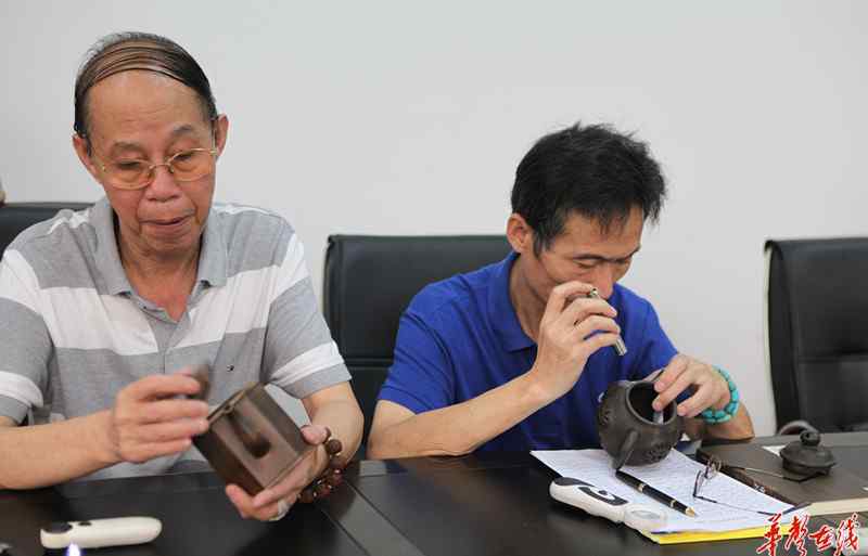 紫砂壶在线鉴定 80件紫砂壶现身联合利国文交所集体“验明正身”