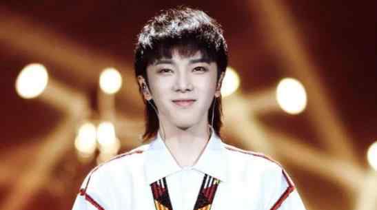 华晨宇堂哥是什么身份 华晨宇张碧晨什么时候在一起