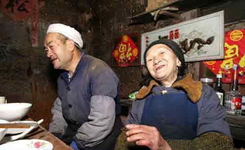 爱情天梯电影 爱情天梯成绝唱 深山相守半世纪经历被拍成电影