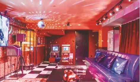 潮流品牌店 3年开出12家门店！95后陈楚皓创立轰趴潮牌连锁