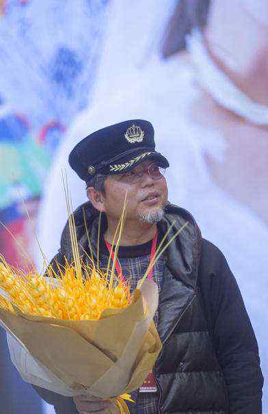 苗皓钧 电影《大反撞者》主创亮相长沙 明年4月上映