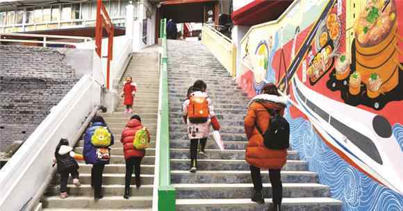 龙头井 万州：有市有井有人家 老巷深处图景新