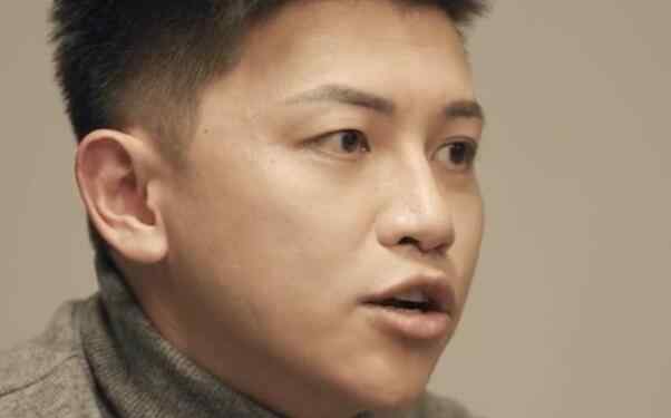 同一屋檐下李行真实身份是什么 李行家境总裁工作被扒