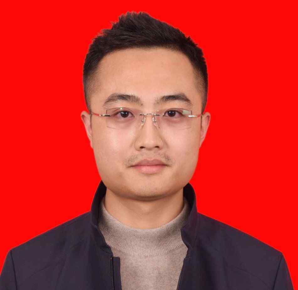 武汉在线义工联盟 “我叫郑能量，就该传递正能量！”再访在武汉做义工的长沙伢子