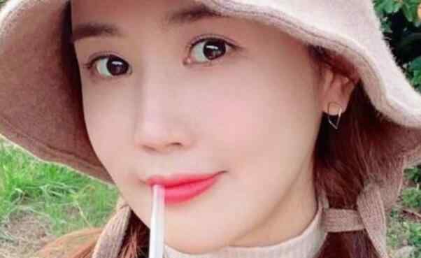 李多海结婚老公是谁 和李易峰为啥分手原因是什么