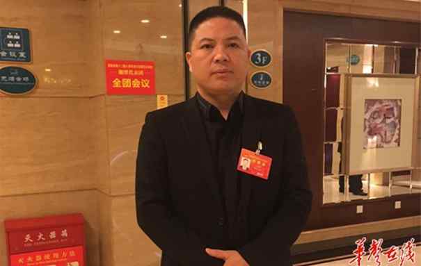 王志祥 [湘商问道两会]代表王志祥：期待城铁真正走向城市公交模式