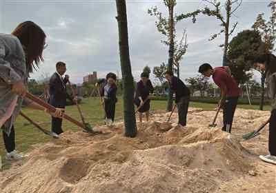 鲍琳琳 国际青年女科学家发出“她声音”：关注环境健康 共建美好家园