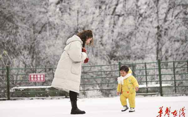 湖南下雪 “美爆了!”湖南多地加入下雪阵营 长沙初雪冲上热搜